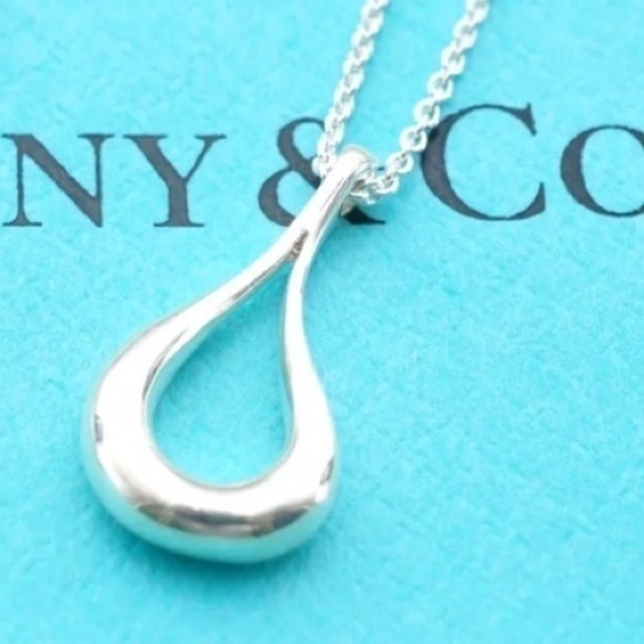 Tiffany & Co. Open Teardrop Peretti Necklace Sterling Silver925 3.2g Used 111286